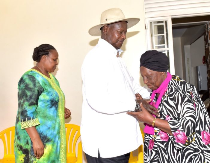 Museveni & Mutahangarwa